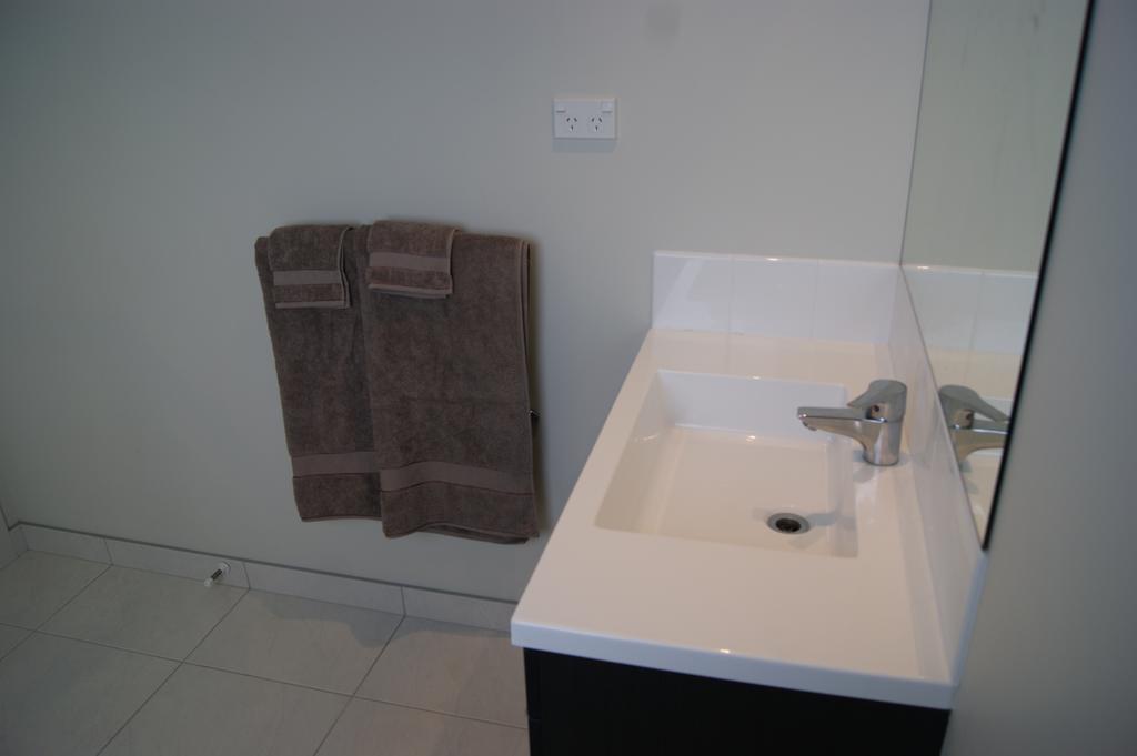 Waihi Beach Getaway-Studio, Ensuite&Private Deck Exterior foto