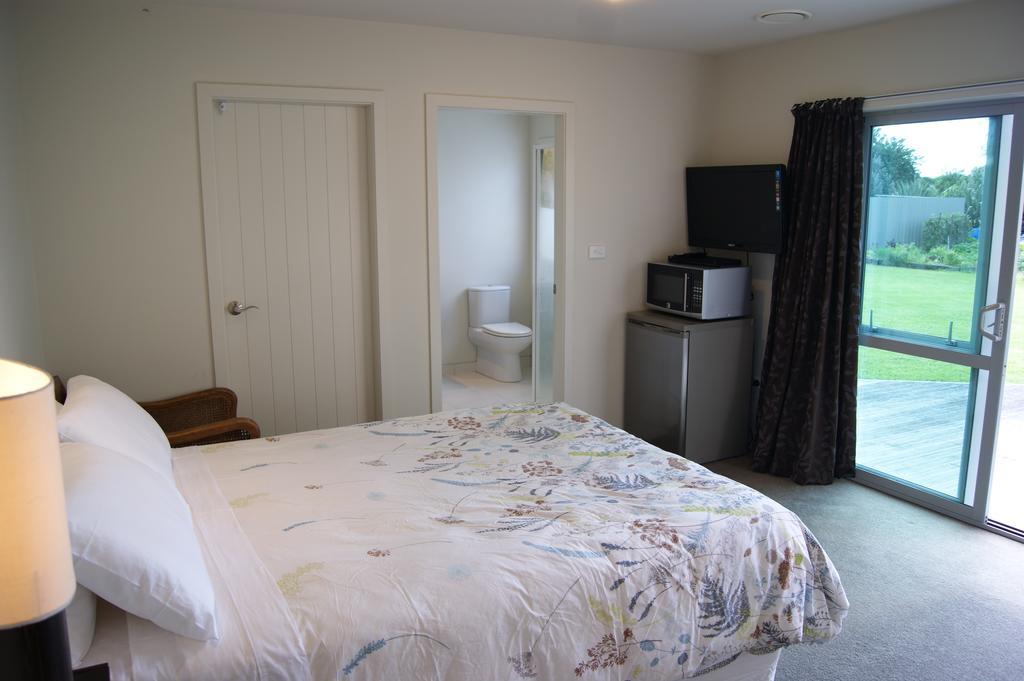 Waihi Beach Getaway-Studio, Ensuite&Private Deck Exterior foto